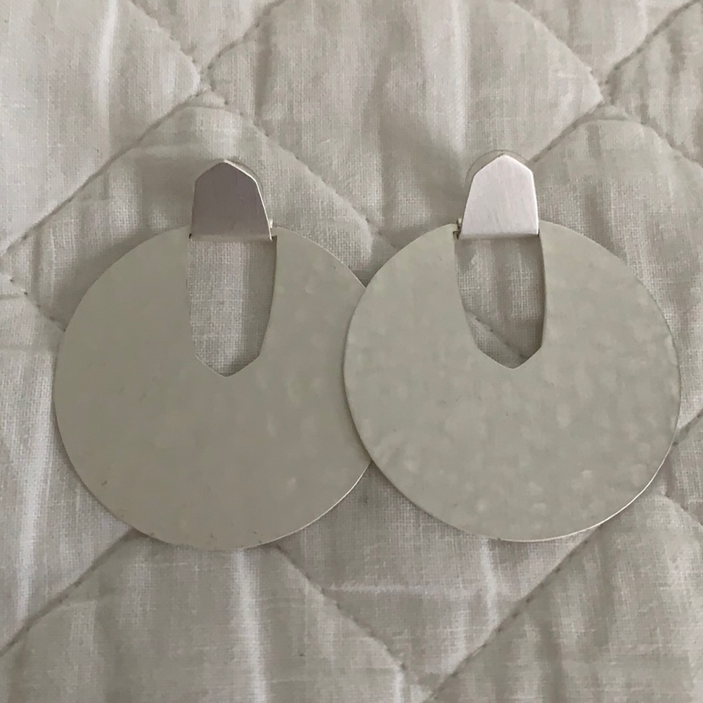 Kendra Scott Silver Medallion Earrings